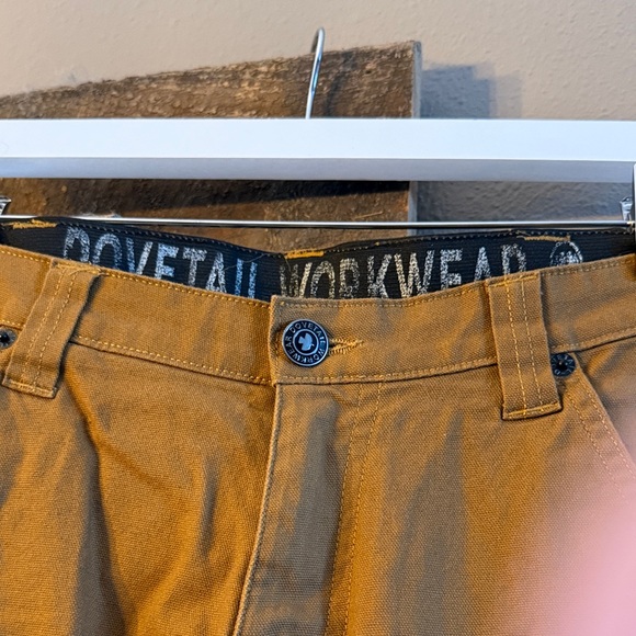 Women’s Dovetail Workwear 10x32 Tan Cargo Pants - Picture 2 of 6